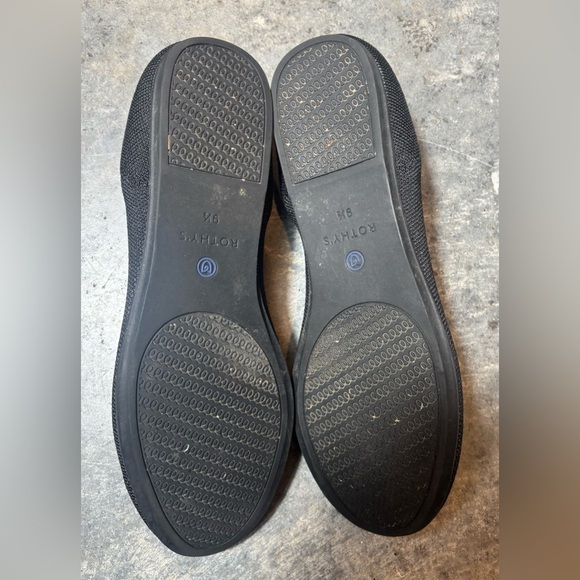 Rothy’s The Flat in solid black Size 9.5 - Picture 3 of 6